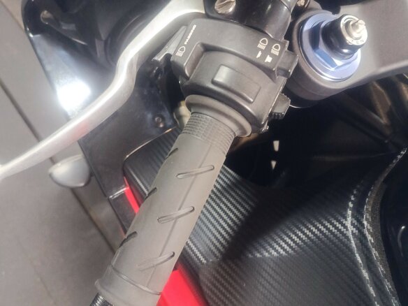 2004 Honda CBR 954RR Fireblade, красный, 500000 рублей - вид 8