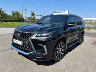 2019 Lexus LX 570 III Рестайлинг 2, чёрный, 7000000 рублей, вид 3
