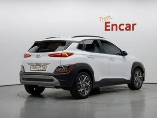 2022 Hyundai Kona I Рестайлинг, белый, 1765000 рублей, вид 3