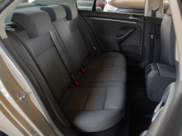 2009 Volkswagen Jetta V, бежевый, 480000 рублей - вид 6
