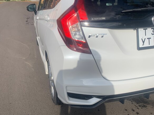 2019 Honda Fit III Рестайлинг, белый, 1275000 рублей - вид 23