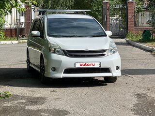 2012 Toyota ISis I Рестайлинг, белый, 1400000 рублей, вид 5