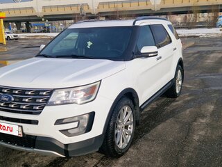 2017 Ford Explorer V Рестайлинг, белый, 3499999 рублей, вид 1
