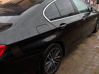 2013 BMW 5 серии 528i xDrive VI (F10/F11/F07) Рестайлинг, чёрный, 1840000 рублей, вид 3