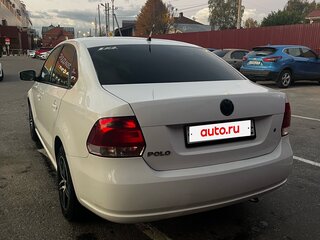 2011 Volkswagen Polo V, белый, 650000 рублей, вид 5