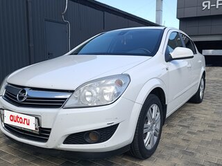 2011 Opel Astra H Рестайлинг, белый, 650000 рублей, вид 1