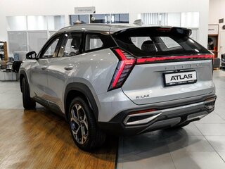 2026 Geely Atlas II, серебристый, 3449990 рублей, вид 3