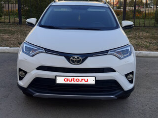 2019 Toyota RAV4 IV (XA40) Рестайлинг, белый, 3450000 рублей, вид 5