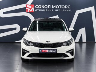 2018 Kia Optima IV Рестайлинг, белый, 2039900 рублей, вид 3