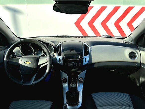 2013 Chevrolet Cruze I Рестайлинг, серый, 760000 рублей - вид 11