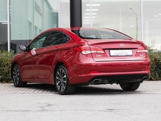2016 Hyundai i40 I Рестайлинг, красный, 1400000 рублей, вид 2