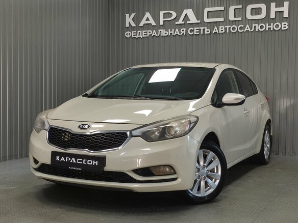 2013 Kia Cerato III, серебристый, 810000 рублей