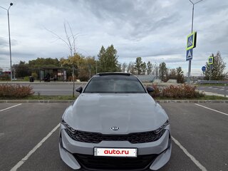 2021 Kia K5 III, серый, 2300000 рублей, вид 4