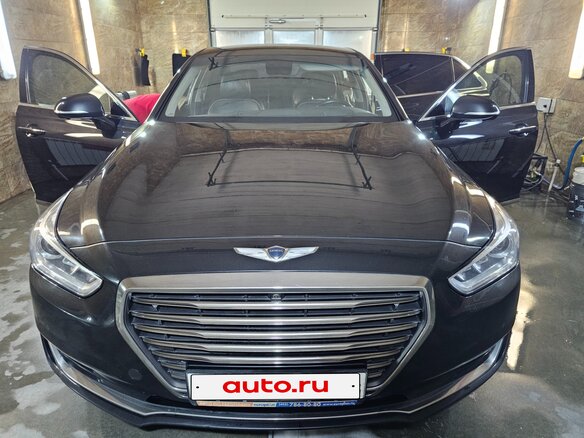2018 Genesis G90 I, чёрный, 2100000 рублей - вид 1