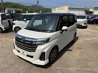 2023 Toyota Roomy I Рестайлинг, белый, 817009 рублей, вид 2