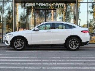 2021 Mercedes-Benz GLC Coupe 300 d I (C253) Рестайлинг, белый, 4210000 рублей, вид 2