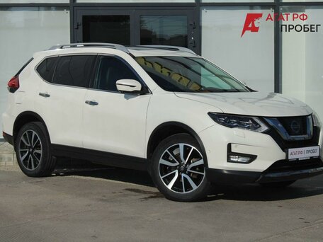 2020 Nissan X-Trail III Рестайлинг, белый, 2655000 рублей, вид 3