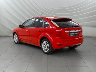 2010 Ford Focus II Рестайлинг, красный, 578000 рублей, вид 5
