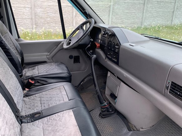 1998 Volkswagen LT, белый, 320000 рублей - вид 2
