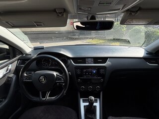 2018 Skoda Octavia III (A7) Рестайлинг, чёрный, 1680000 рублей, вид 5