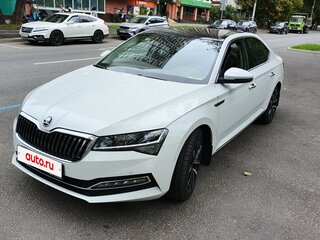 2025 Skoda Superb III Рестайлинг, белый, 3400000 рублей, вид 1