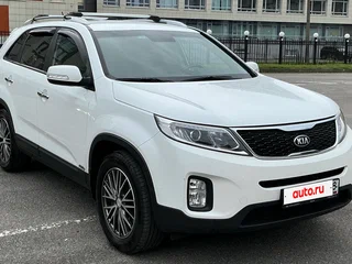 2020 Kia Sorento II Рестайлинг, белый, 2400000 рублей, вид 4