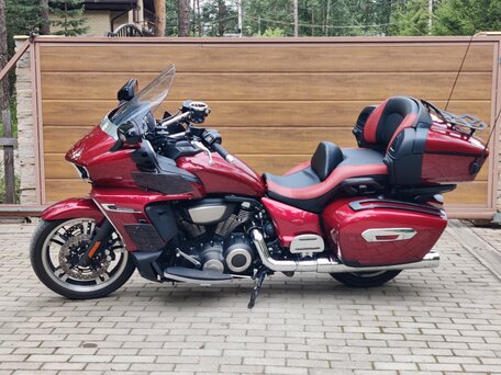 2017 Yamaha Star Venture, красный, 1890000 рублей, вид 2