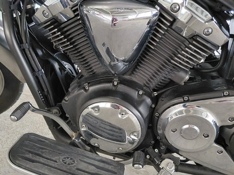2007 Yamaha XVS1300, серебристый, 599999 рублей, вид 5