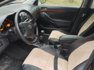 2008 Toyota Avensis II Рестайлинг, красный, 750000 рублей, вид 5