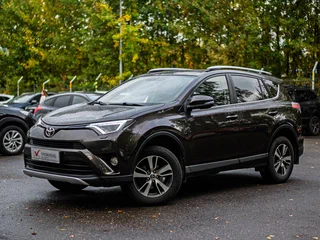 2018 Toyota RAV4 IV (XA40) Рестайлинг, коричневый, 2638000 рублей, вид 1
