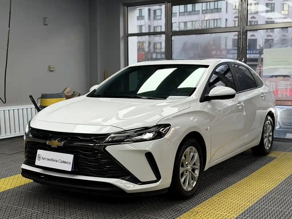 Открыть фотографии: Chevrolet Monza II Рестайлинг