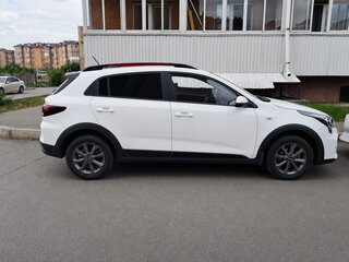 2022 Kia Rio X IV Рестайлинг, белый, 1790000 рублей, вид 2