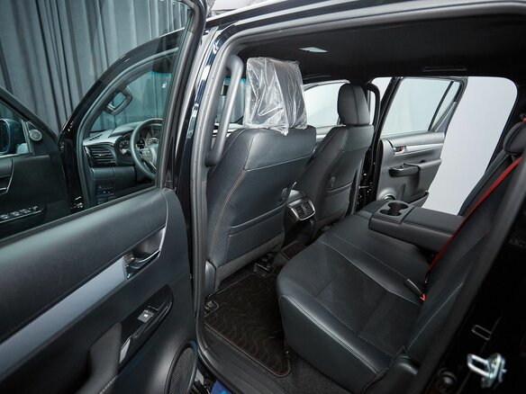 2026 Toyota Hilux VIII Рестайлинг 2, чёрный - вид 12