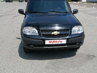 2018 Chevrolet Niva I Рестайлинг, чёрный, 730000 рублей, вид 1