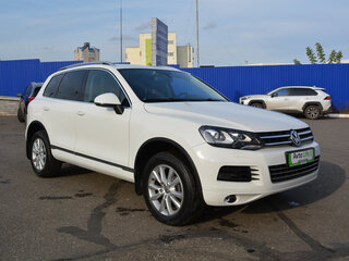 2012 Volkswagen Touareg II, белый, 2149000 рублей, вид 3