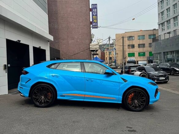 2026 Lamborghini Urus SE I Рестайлинг, голубой - вид 5