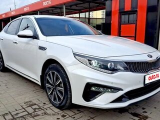 2019 Kia Optima IV Рестайлинг, белый, 1850000 рублей, вид 2