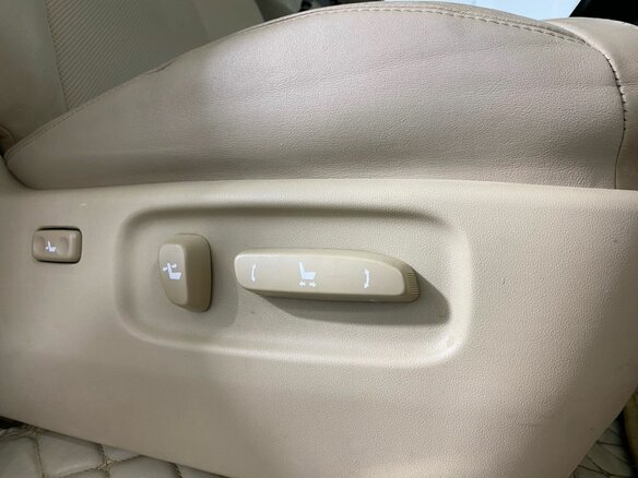 2008 Lexus LX 570 III, серый - вид 17