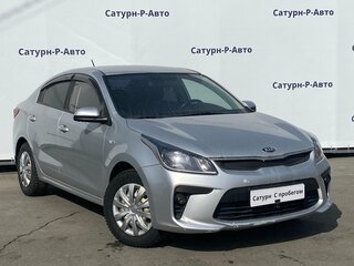 2017 Kia Rio IV, серебристый, 1020000 рублей, вид 3