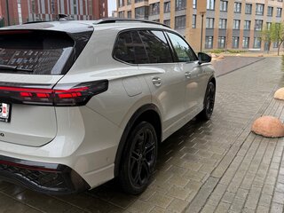 2025 Volkswagen Tiguan L Pro III (China Market), бежевый, 4490000 рублей, вид 5