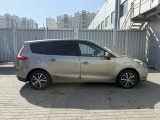 2011 Renault Scenic Grand III, серый, 745000 рублей, вид 4