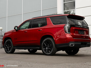 2025 Chevrolet Tahoe V Рестайлинг, красный, 11990000 рублей, вид 4