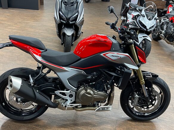 2026 QJMotor SRK 550, красный, 569000 рублей - вид 5