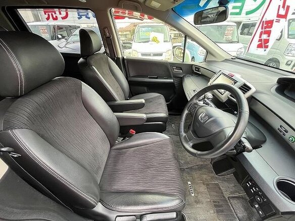 2016 Honda Freed I Рестайлинг 2, белый, 1050400 рублей - вид 12