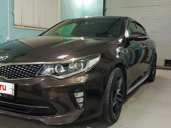2017 Kia Optima IV, коричневый - вид 4
