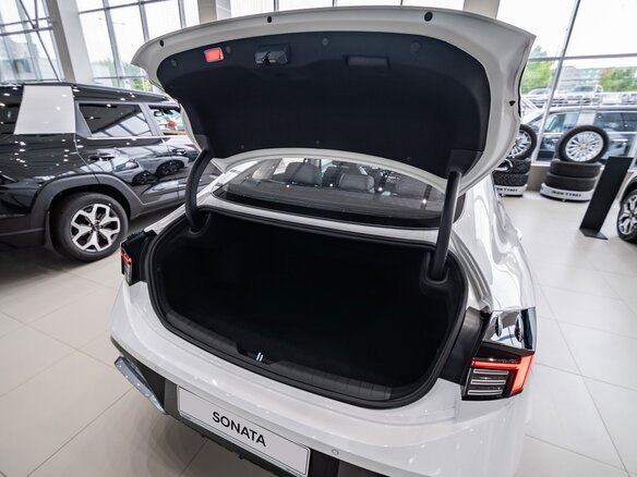 2026 Hyundai Sonata VIII (DN8) Рестайлинг, белый, 4750000 рублей - вид 20