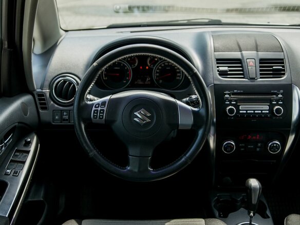2010 Suzuki SX4 I (Classic) Рестайлинг, серебристый, 830000 рублей - вид 15