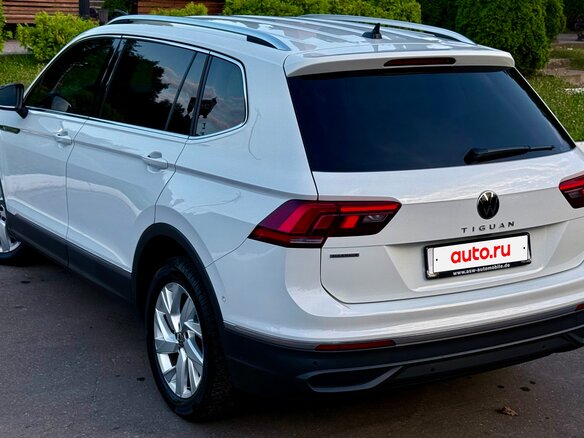 2022 Volkswagen Tiguan Allspace II Рестайлинг, белый - вид 14