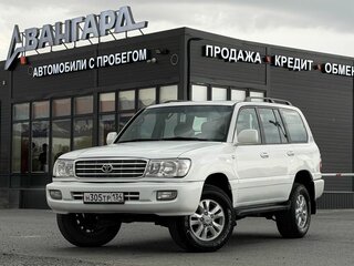 Toyota Land Cruiser Cygnus 100 Series