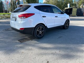 2015 Hyundai ix35 I Рестайлинг, белый, 1450000 рублей, вид 5